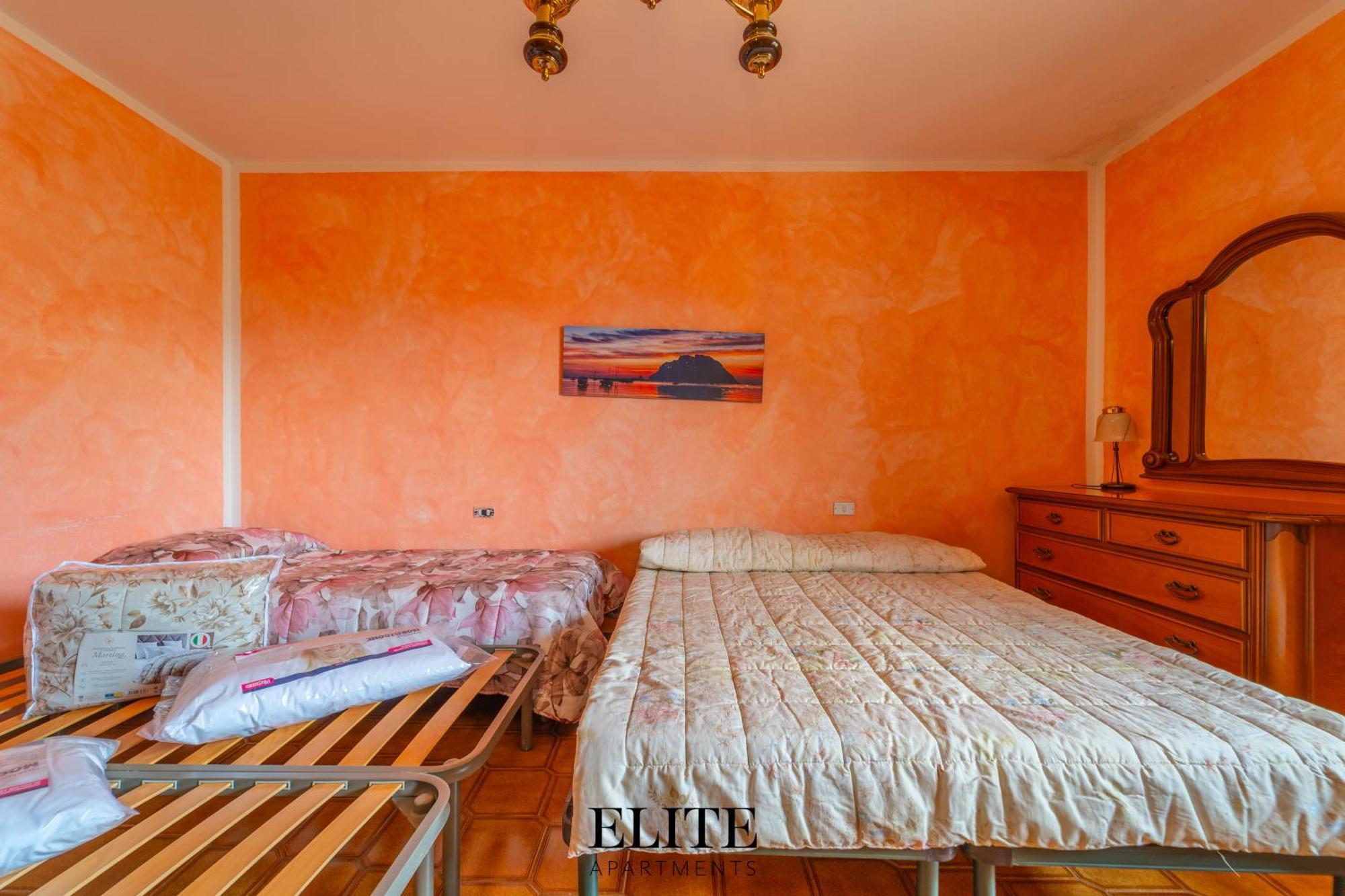 B&B My Home Al Centro Di Olbia Exteriör bild